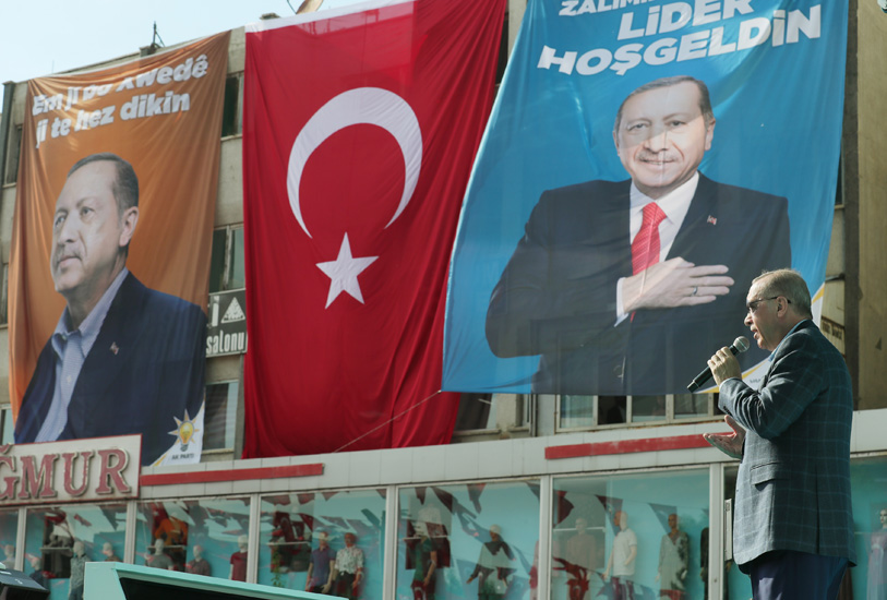 Erdogan promet « une fin tragique à la Grèce »