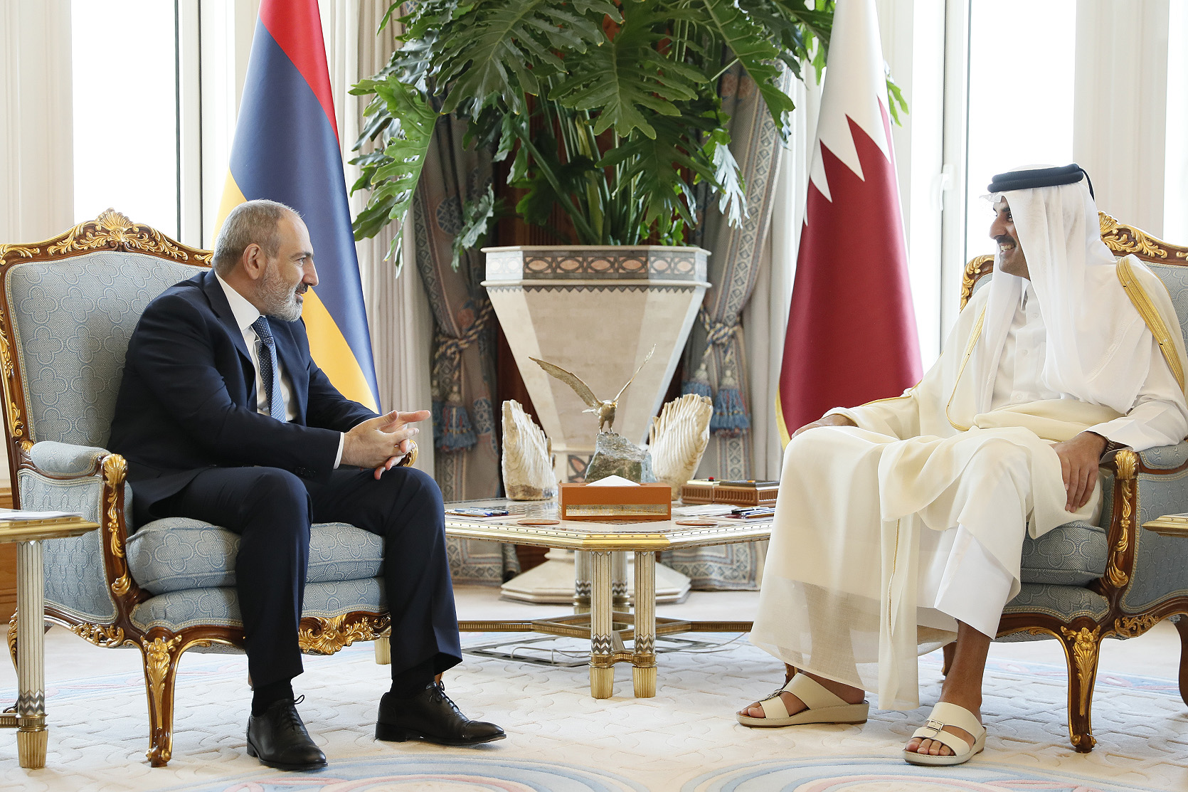 Nikol Pashinyan, chez l&rsquo;émir de l&rsquo;État du Qatar, Cheikh Tamim bin Hamad Al Thani