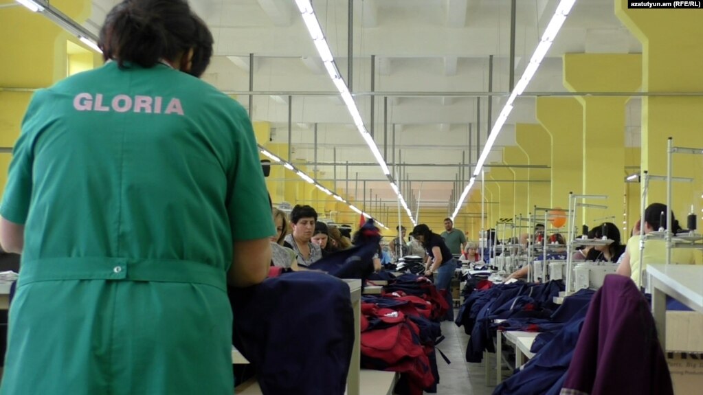 Des géants du textile touchés par l&rsquo;appréciation du dram