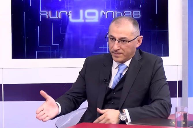 L&rsquo;ex-ministre des finances met en garde contre la pression rétrograde qui pourrait être déclenchée par la dévaluation du dram.