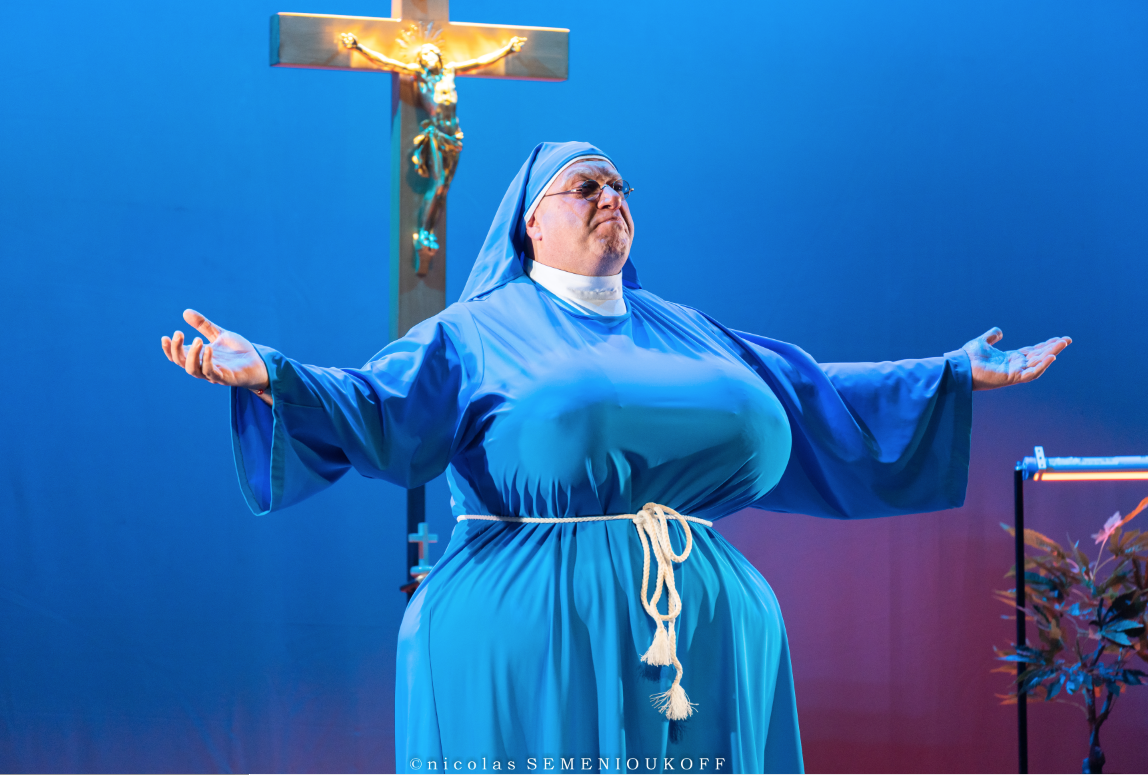 Gabriel Dermidjian est Soeur Marie-Thérèse
