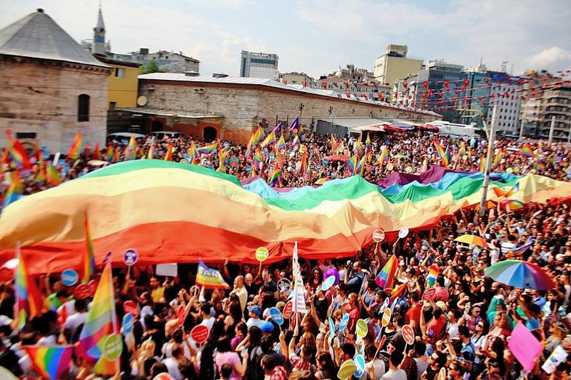 Plus de deux cents arrestations lors de la Marche des Fiertés à Istanbul