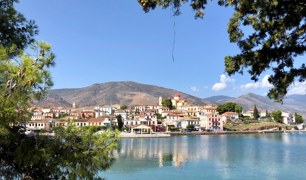 La Grèce empêche plus de mille migrants venant de Turquie de débarquer sur ses îles