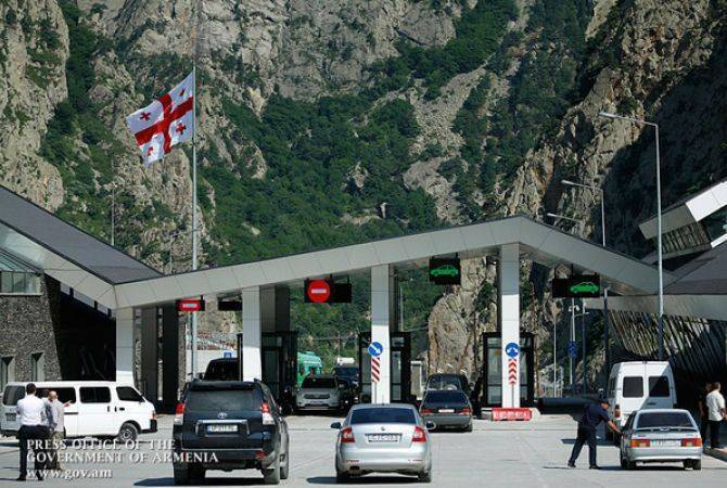 Le poste de contrôle routier de Upper Lars est maintenant ouvert, le trafic est rétabli