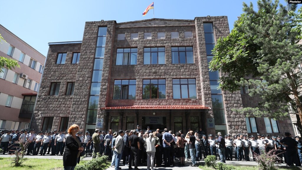 Pachinian admet l&rsquo;échec des  » réformes judiciaires « 