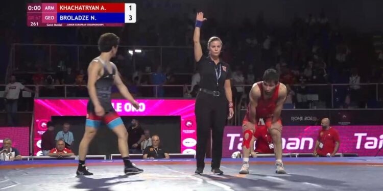 Ashot Khachatryan (Arménie) vice-champion d’Europe de lutte gréco-romaine (U20)