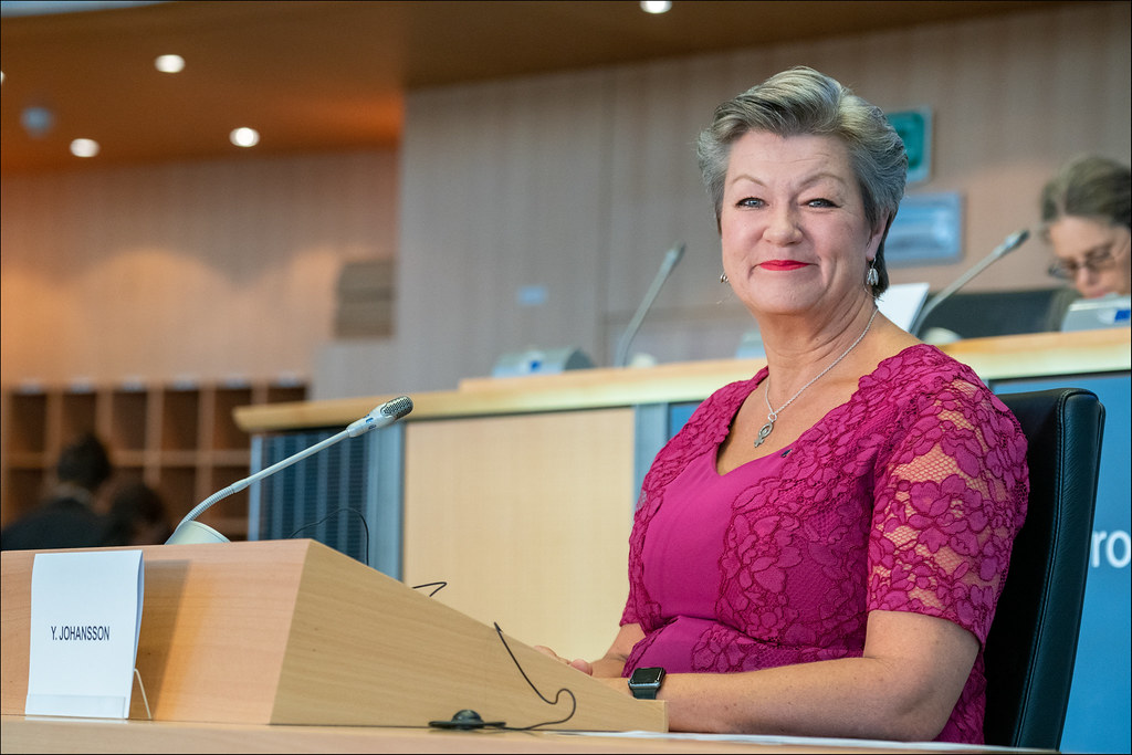 La Commission européenne appelle à l&rsquo;arrêt des refoulements de migrants