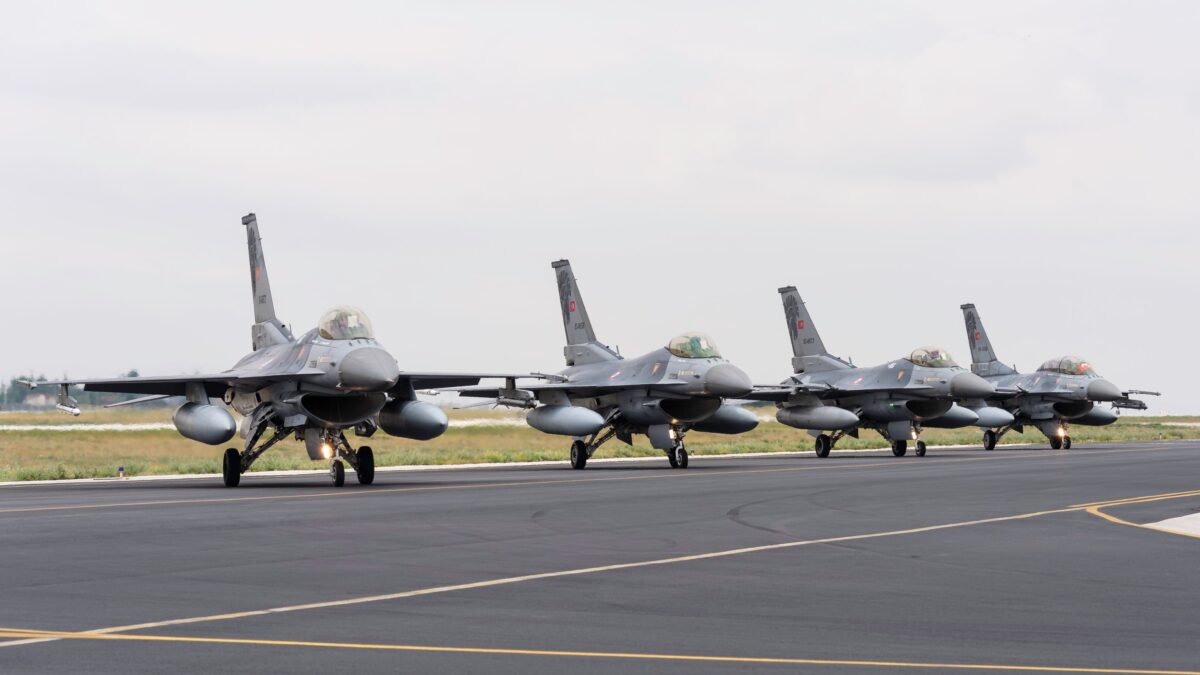 35 députés américains s&rsquo;engagent à bloquer la vente par l&rsquo;administration Biden d&rsquo;avions de combat F-16 à Ankara