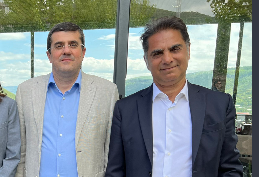 Mourad Papazian refoulé en France