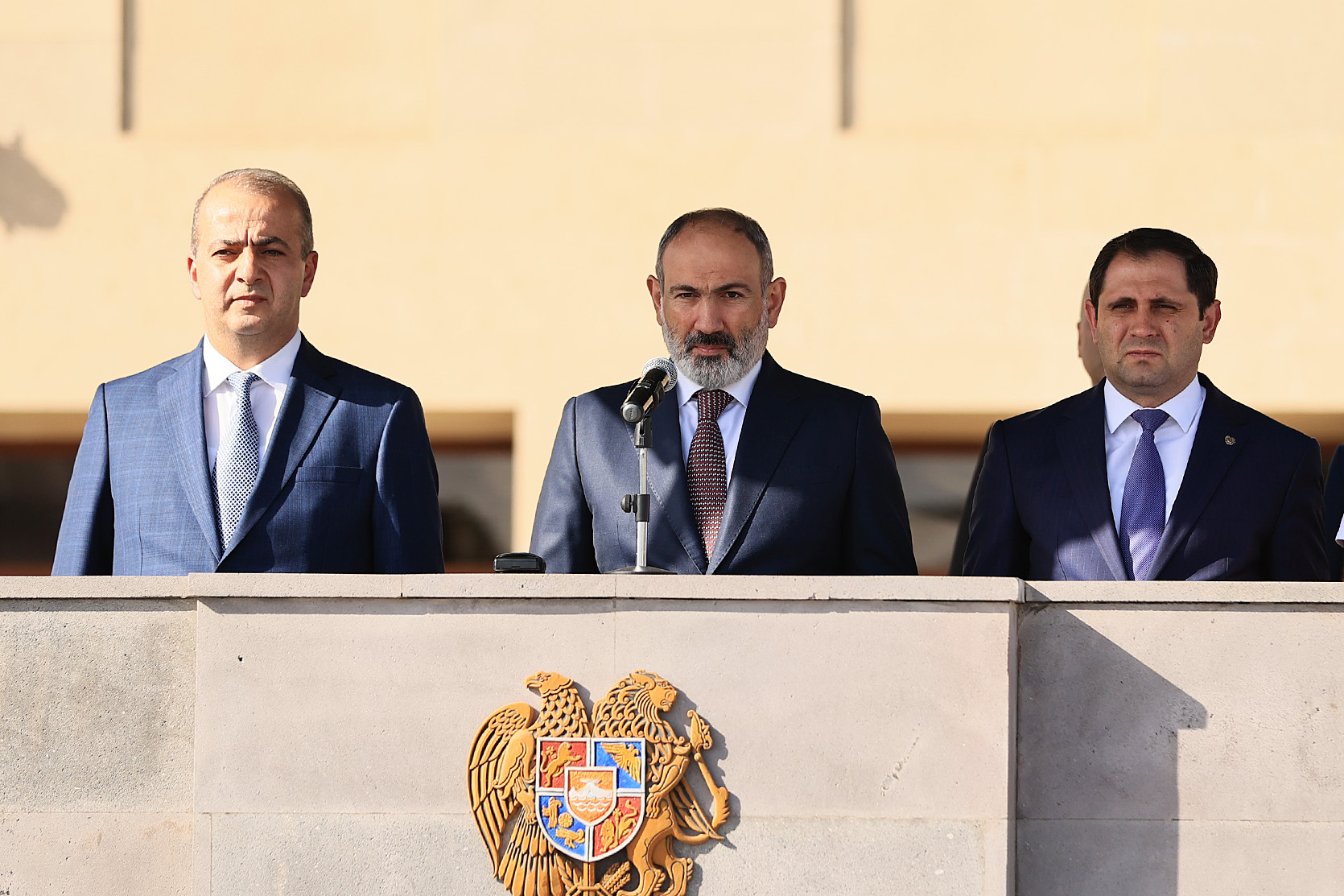 Le 1er ministre au 30e anniversaire de la formation des troupes de garde-frontières du Service de sécurité nationale