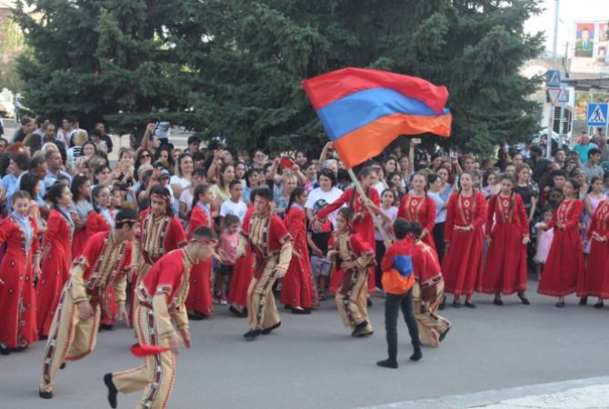 La Journée de Talin a réuni les habitants de Talin et des différentes communes de la région d&rsquo;Aragatsotn