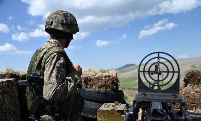 La tension persiste dans certaines parties de la ligne de contact en Artsakh