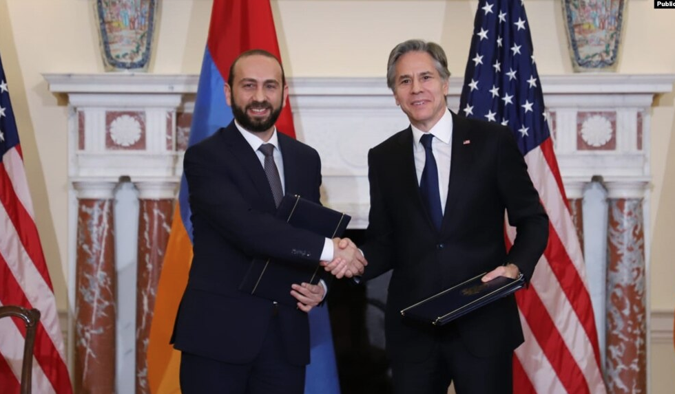 Washington appelle Erevan et Bakou à engager un « dialogue direct »