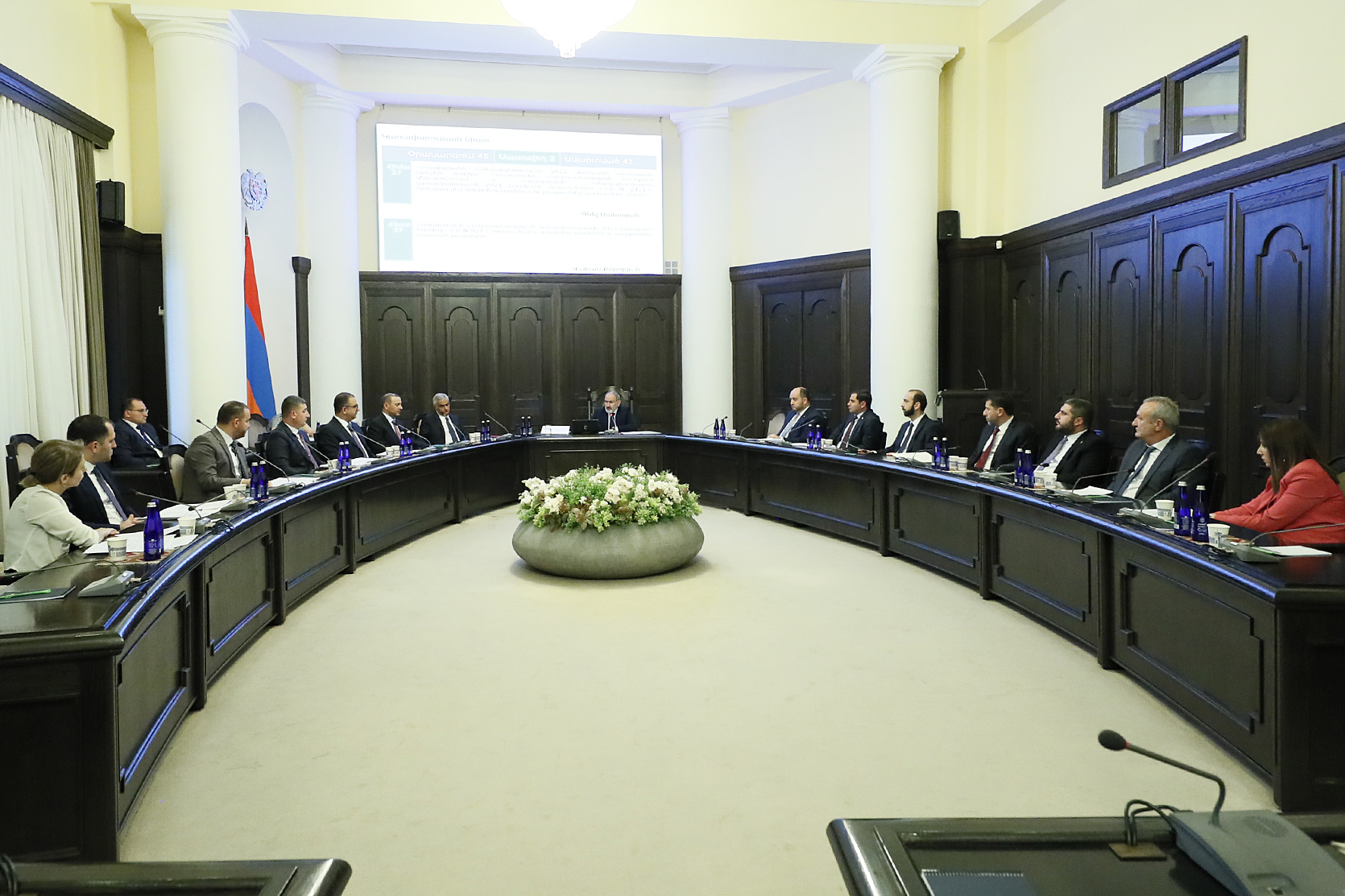 2 milliards 734 millions AMD pour la réparation des routes Stepanavan-Yaghdan, Sisian-Dastakert et Tatev-Aghvani: Le Premier ministre a demandé de maintenir le processus au centre de l&rsquo;attention