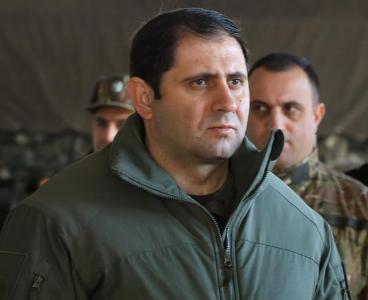Une délégation conduite par le ministre arménien de la Défense, Souren Papikyan est partie aujourd&rsquo;hui en Russie pour une visite de travail