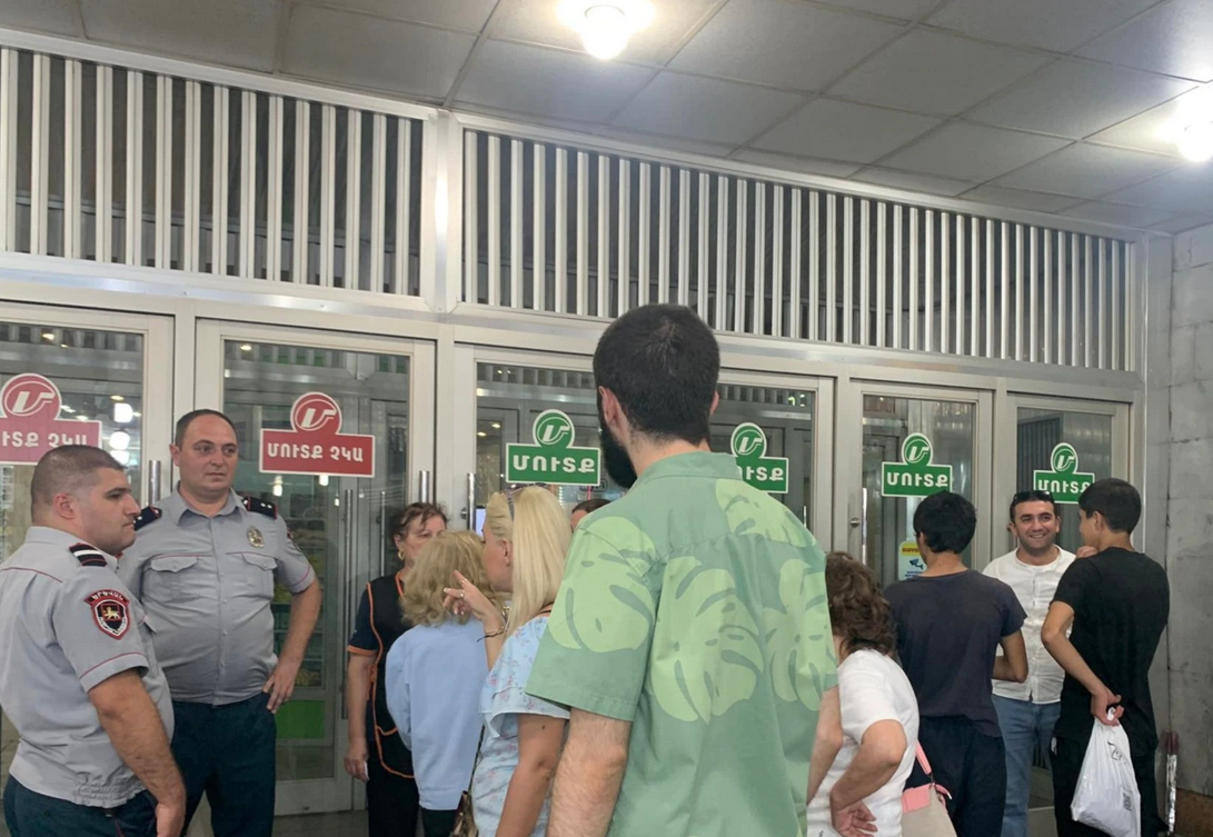 Des évacuations en masse après une série d&rsquo;alertes à la bombe dans toute la ville
