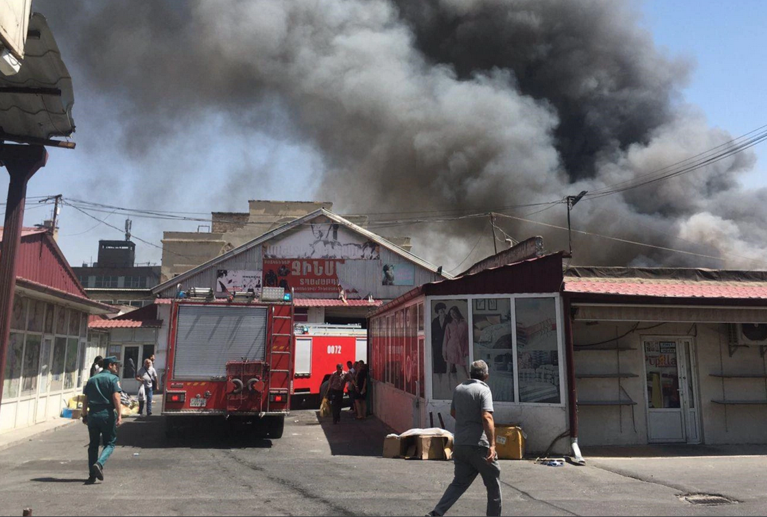 Deux morts, des dizaines de blessés dans l&rsquo;explosion d&rsquo;un marché