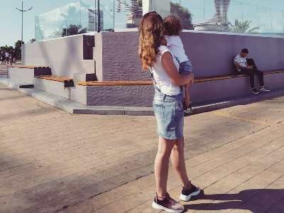 Une femme enceinte Sirarpi Khachatryan (28 ans) accompagnée de sa sœur et de son fils de 4 ans sont parmi les victimes de « Sourmalou » où elle se trouvait pour faire des courses pour son futur enfant