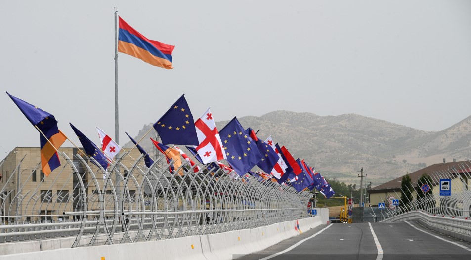 Inauguration du pont de l’Amitié avec la participation des Premiers ministres d’Arménie et de Géorgie
