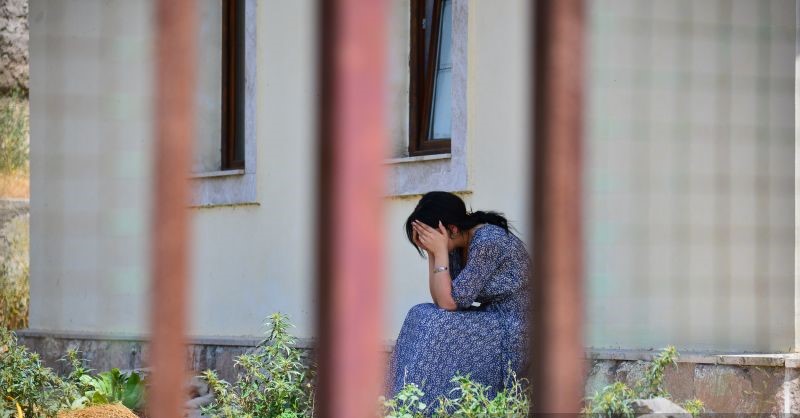 Les adieux déchirants des Arméniens à leur village d’Aghavno (Artsakh) qui va être cédé aux Azéris