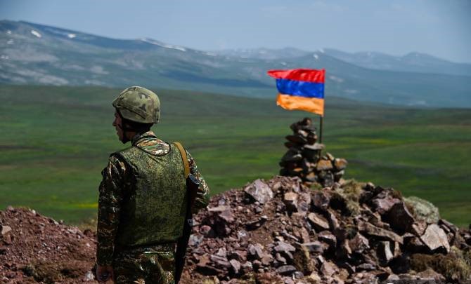 Les troupes azéries a ouvert le feu en direction des positions arméniennes au sud-est de la frontière arméno-azérie