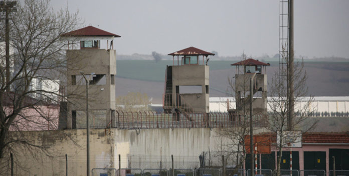 « Au moins 50 prisonniers malades sont morts en Turquie en 8 mois »
