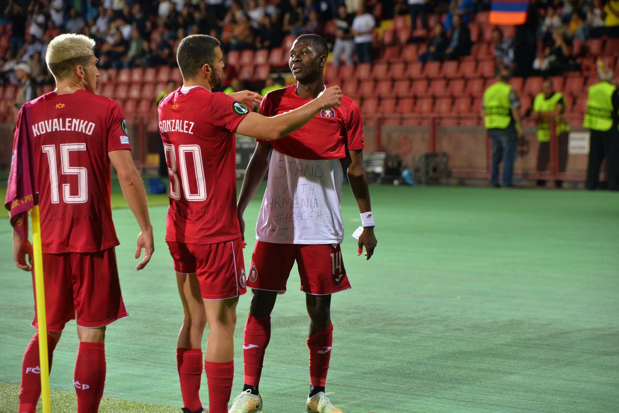 Victoire historique de Pyunik Erévan qui s’impose 2-0 face à Slovan Bratislava au 2e tour de la phase de groupe de l’UEFA Conference League