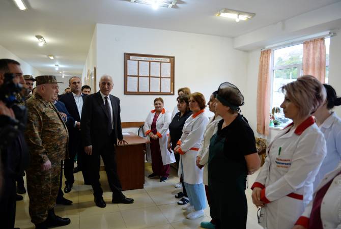 Le président arménien Vahagn Khachaturyan a visité l&rsquo;hôpital militaire de Sisian (Syunik)