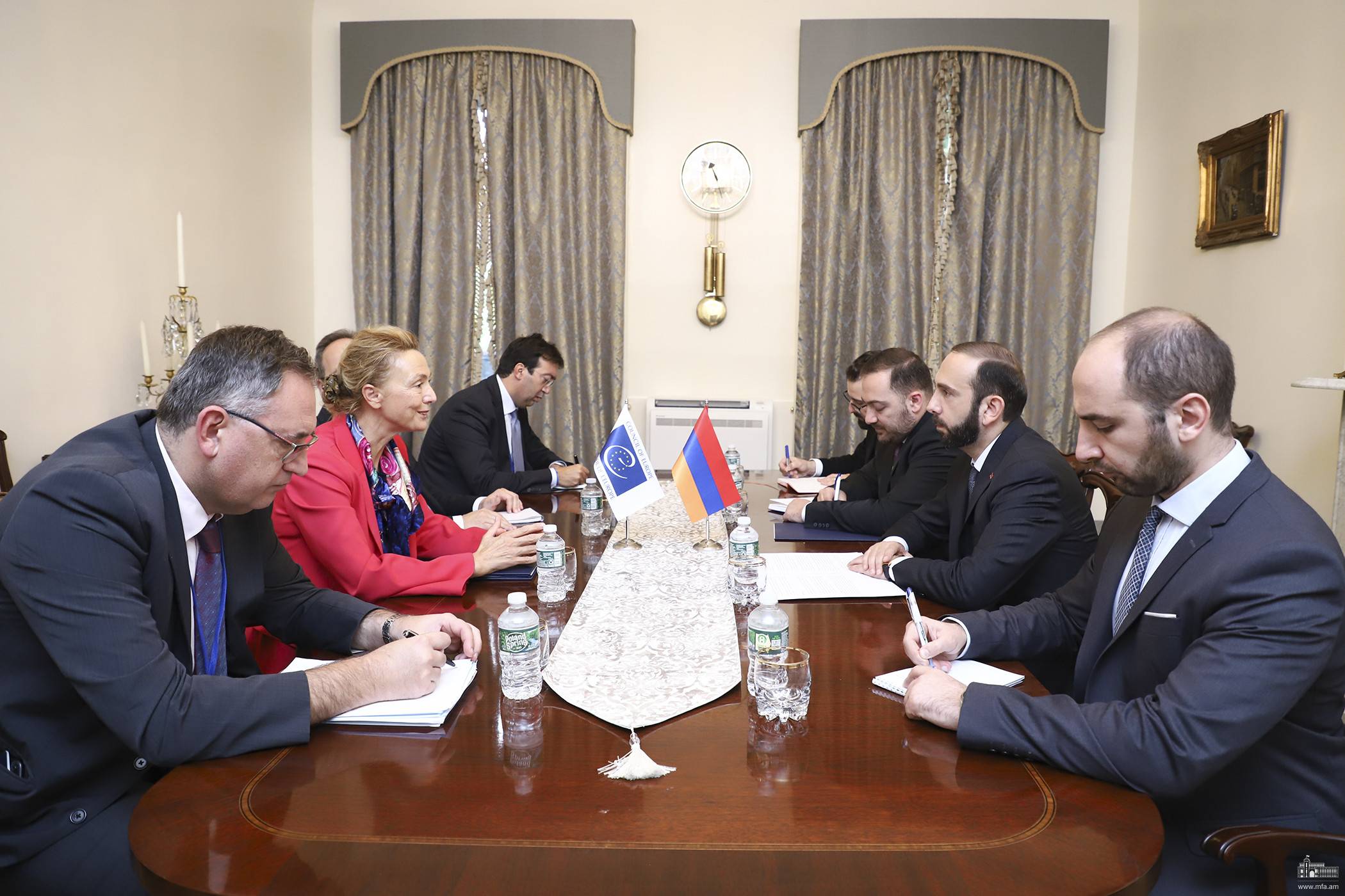 Ararat Mirzoyan rencontre Marija Pejčinović Burić Secrétaire générale du Conseil de l&rsquo;Europe