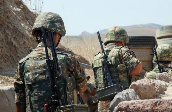 Encerclés par l’ennemi azéri durant 9 jours, deux militaires Arméniens ont réussi à sortir du piège