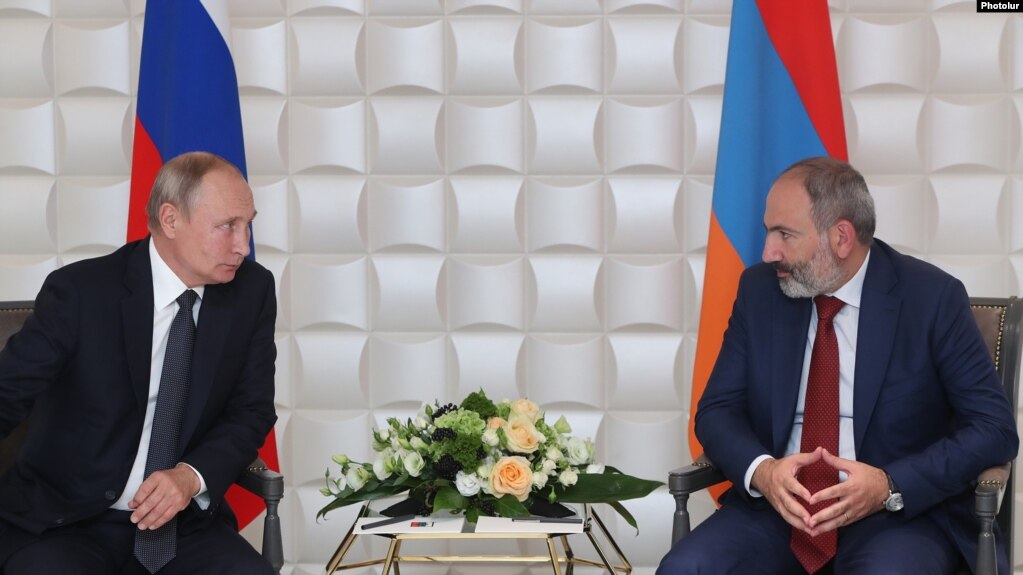 Un journal contrôlé par Pachinian allègue d&rsquo;une conspiration russe contre l&rsquo;Arménie