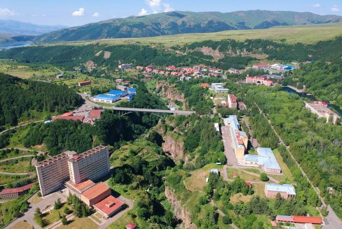 Les hôtels de Jermuk dans la région de Vayots Dzor attaquée par l’Azerbaïdjan le 13 septembre, ont réouvert leurs portes