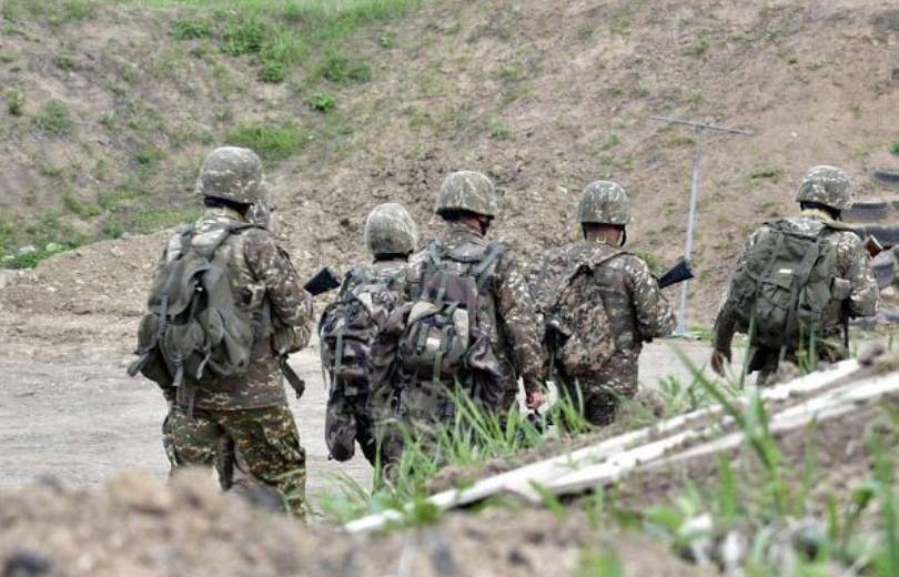 Les forces armées azéries ont tiré des mortiers et par des armes de gros calibre sur les positions arméniennes, le feu ennemi est actuellement réduit au silence