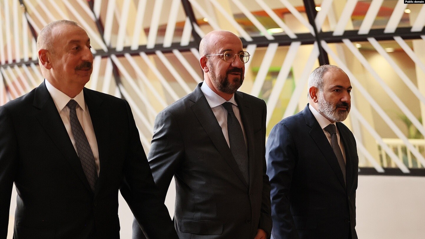N. Pachinian va rencontrer I. Aliev et R.T. Erdogan