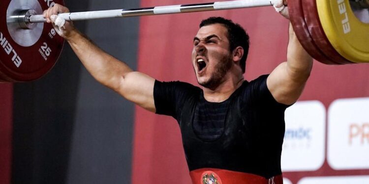 Suren Grigoryan (Arménie), champion d&rsquo;Europe d’haltérophilie des moins de 20 ans