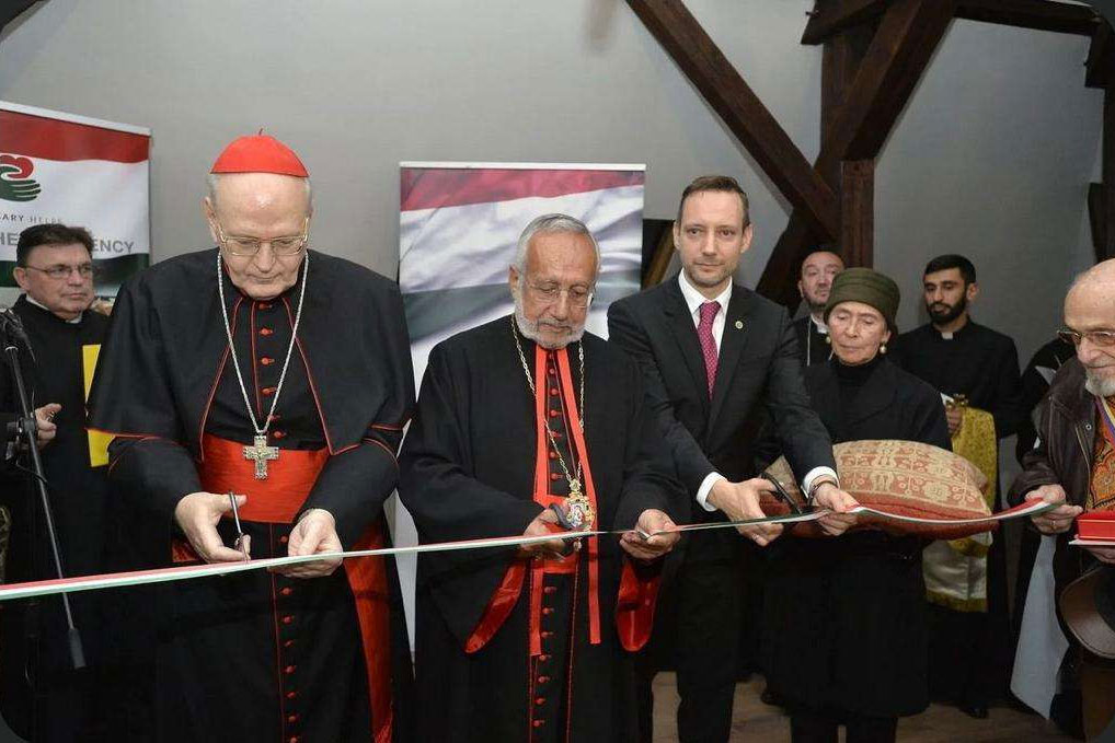Re-consécration de l’église arménienne catholique de Budapest