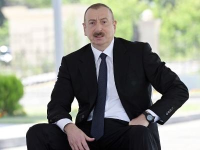 Aliev : les forces russes de paix stationnées au Haut-Karabakh y sont temporairement