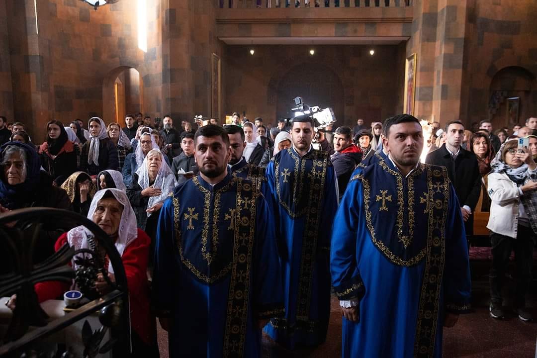 Six nouveaux prêtres pour l’Église arménienne