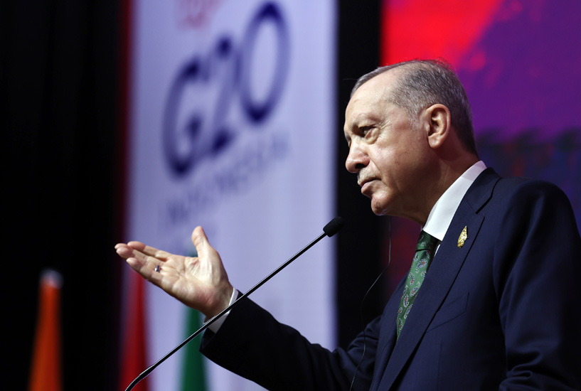 Erdogan dit envisager une opération terrestre en Syrie