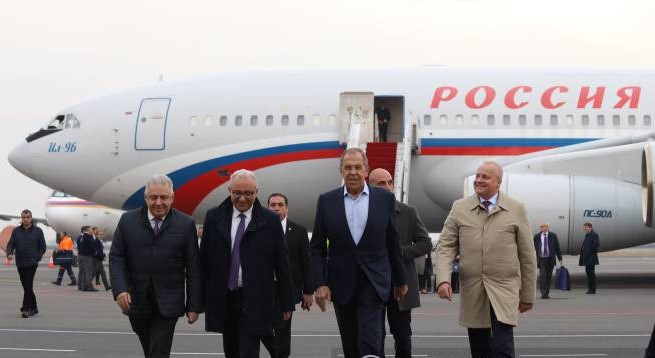 Le ministre russe des Affaires étrangères Sergueï Lavrov est arrivé à Erevan pour la session de l&rsquo;OTSC