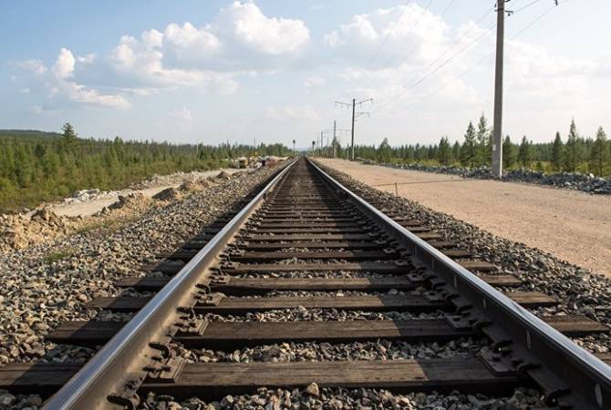Poutine aurait donné les signaux pour les travaux de restauration de la voie ferrée Horadiz-Meghri-Ordubad-Sadarak-Yeraskh