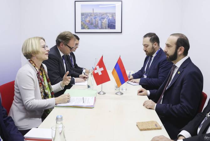 Rencontre entre Ararat Mirzoyan le chef de la diplomatie arménienne et son homologue de la Suisse  à Lodz (Pologne)