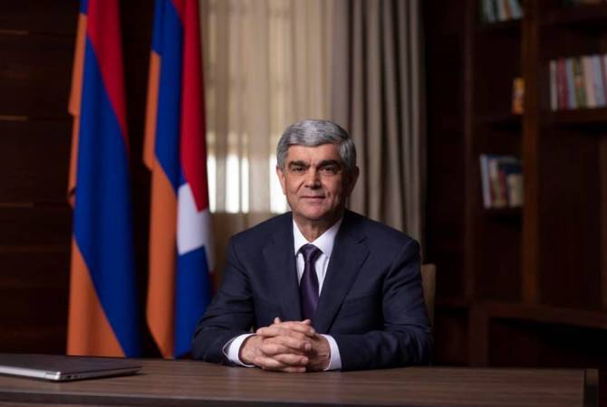 Le secrétaire du Conseil de sécurité de l’Artsakh participe à une réunion avec des représentants azéris sous la médiation de soldats de la paix russes