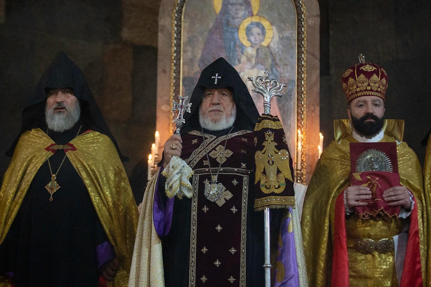 Message du Catholicos Karékine II  aux Artsakhiotes et à l’ensemble du peuple arménien