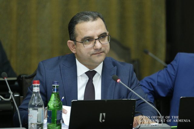 Le ministre arménien des finances Tigrane Khatchatrian nommé vice-premier ministre d’Arménie