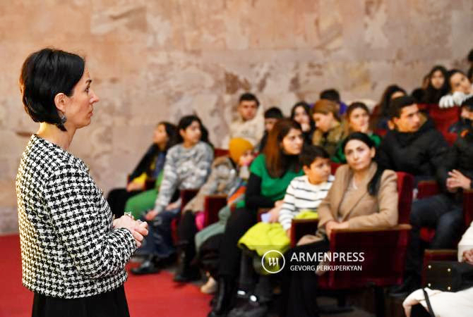 Violation par l&rsquo;Azerbaïdjan du droit à l&rsquo;éducation des enfants d&rsquo;Artsakh
