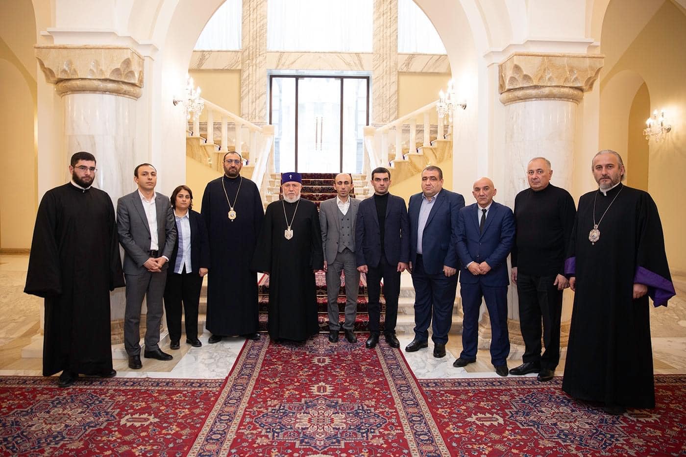 Le Catholicos de tous les Arméniens a reçu une délégation de l’Artsakh