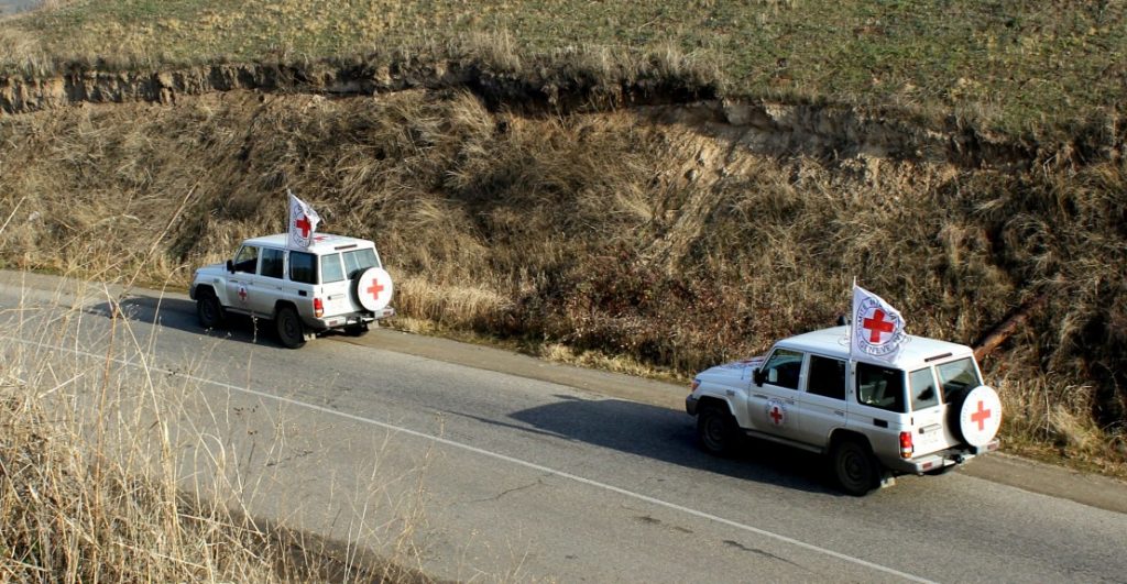 Avec la médiation de la Croix-Rouge internationale, 3 patients grièvement malades ont été transférés de l&rsquo;Artsakh vers l’Arménie