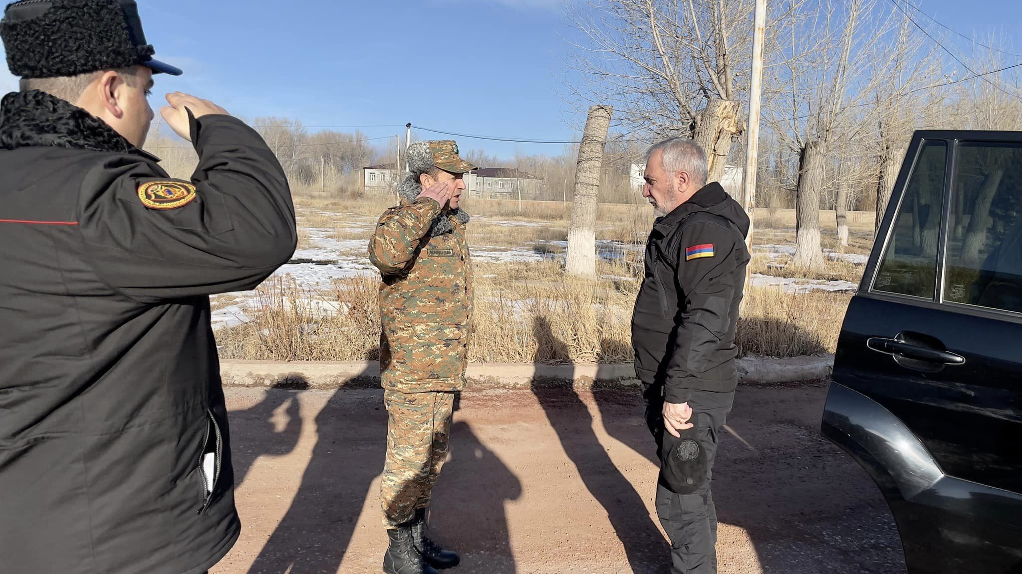 Le président du Comité de défense de l’Assemblée nationale d’Arménie s&rsquo;est rendu sur les lieux de l&rsquo;incendie où périrent 15 militaires