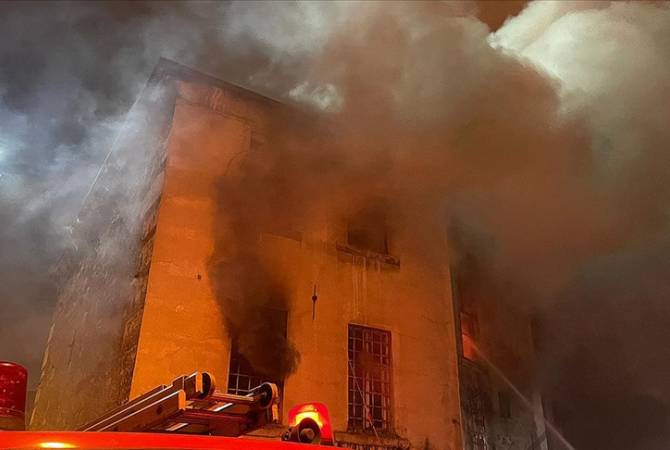 2 morts et 2 blessés dans l’incendie dans la maison d&rsquo;hôtes à côté de l&rsquo;église catholique arménienne Saint-Sauveur à Istanbul
